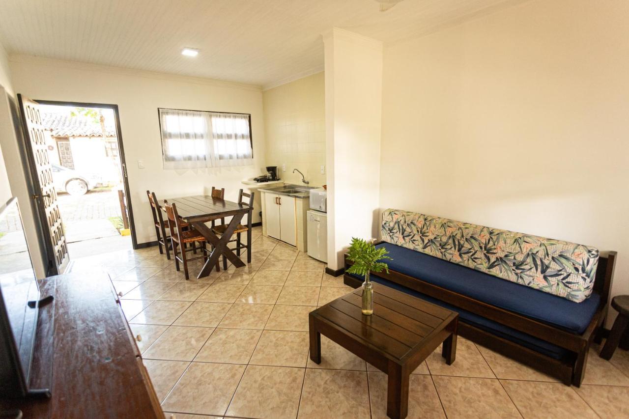 Pousada Cabanas Da Praia Mole Florianopolis Luaran gambar
